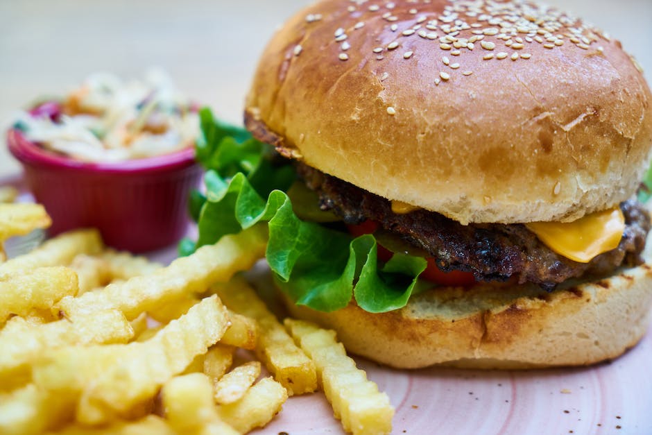  Deutschen Essen pro Jahr: Wie viel Fleisch?